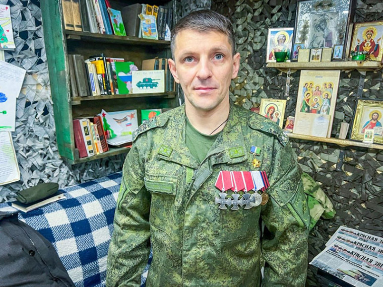 Герой Югры «Крестик» в годовщину освобождения Авдеевки рассказал о подробностях штурма города. Герой Югры «Крестик» в годовщину освобождения Авдеевки рассказал о подробностях штурма города.